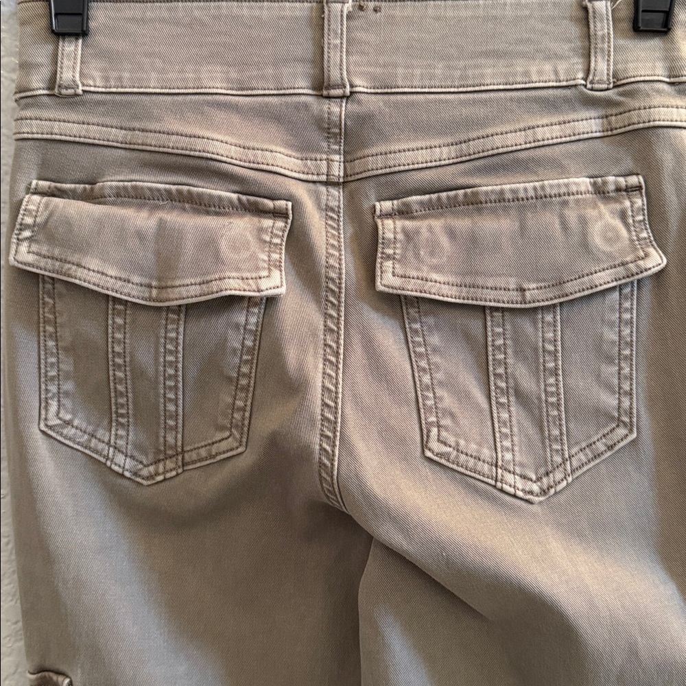 Spanx Dune Grey Stretch Twill High Rise Ankle Skinny Cargo Pants Size Medium - Picture 6 of 8